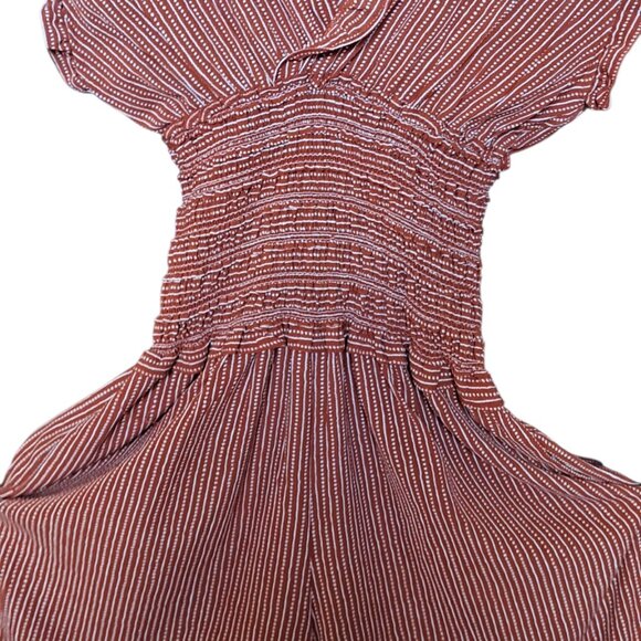 Max Studio Ruffled V-neck Smocked Waist Wide Leg Jumpsuit-Size L-NWOT - Picture 4 of 6